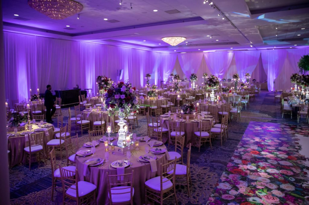 Peabody Hotel Memphis: Elegant wedding venue with unique decor | Yanni ...