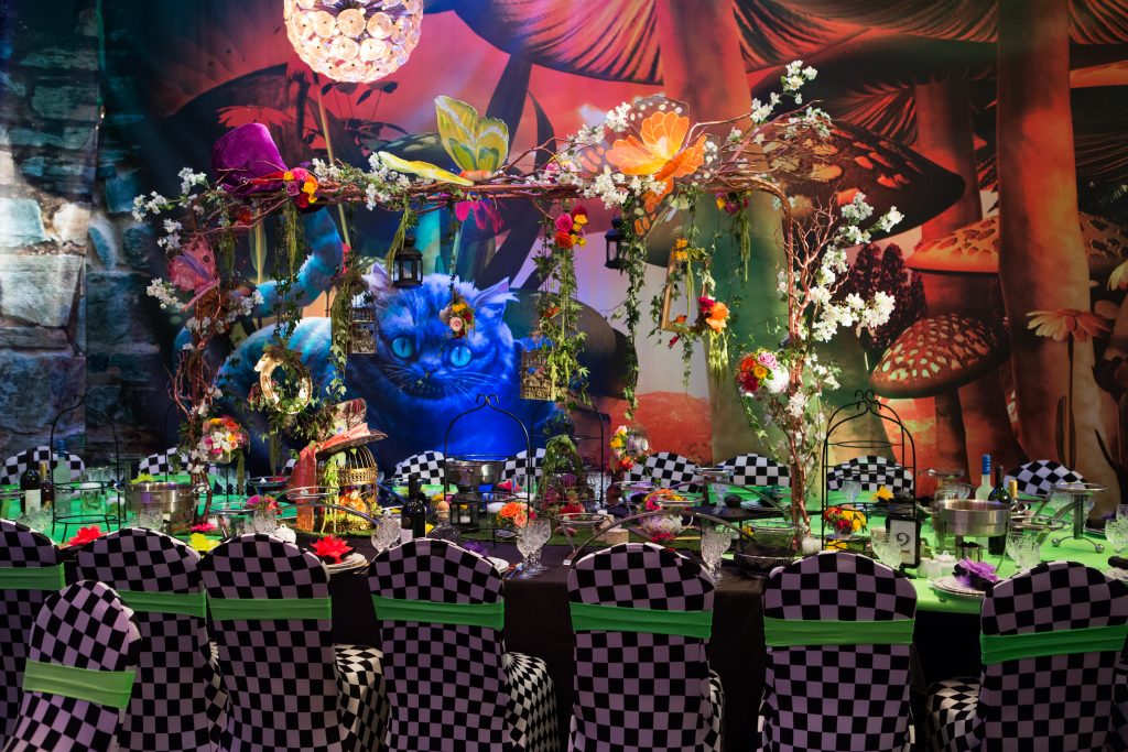 Party Decorations Alice Wonderland