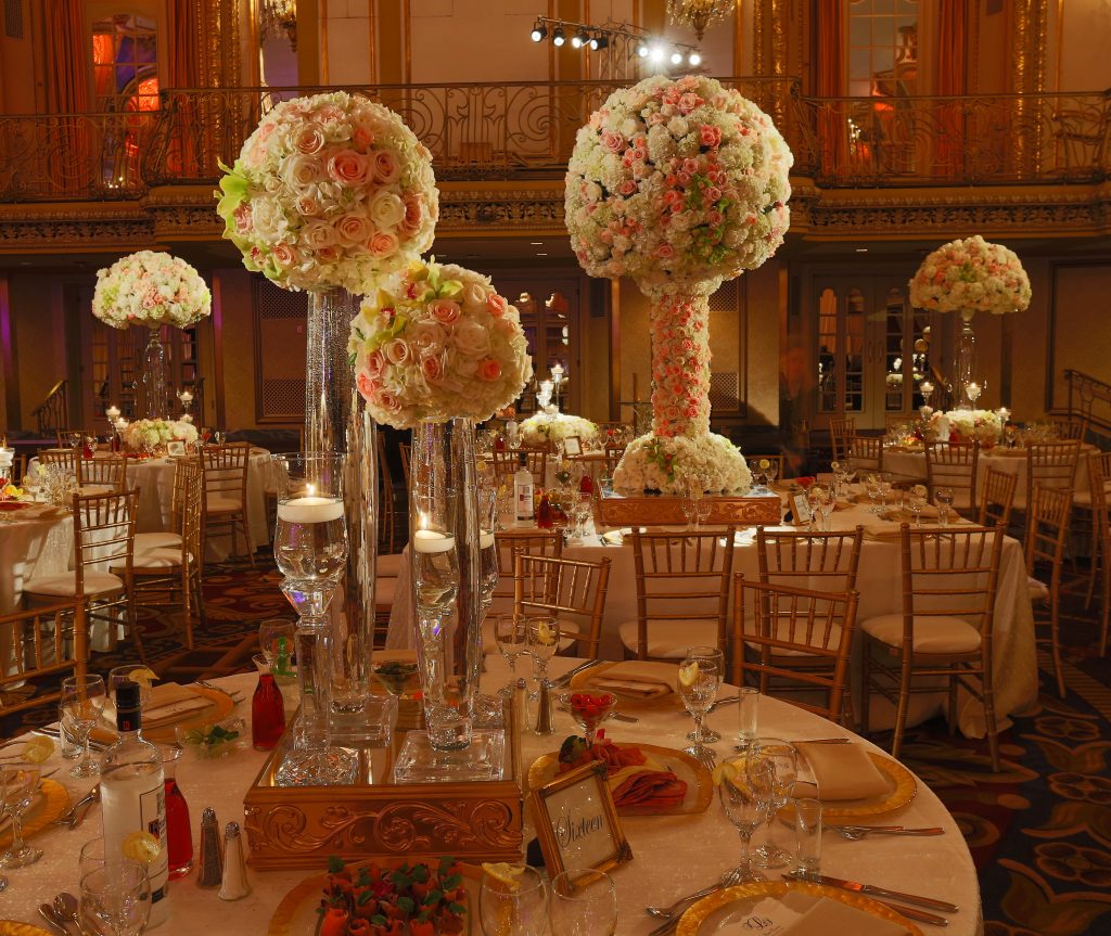 TADAMI Versatile Flower Candlelabra for Wedding Party Dinner Centerpiece Event Restaurant Hotel Decoration 